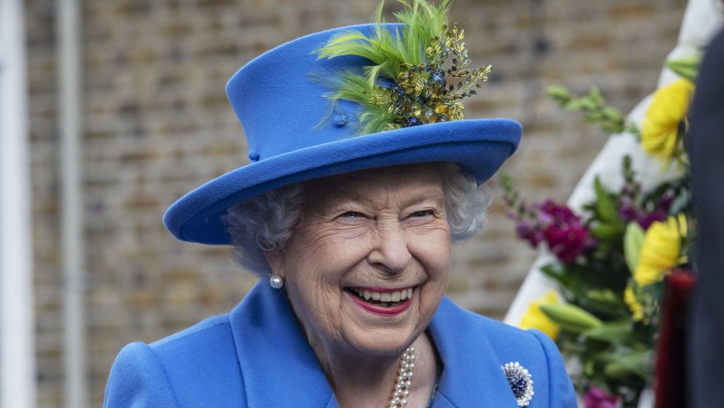 A királynő egykori jobbkeze elárulta: II. Erzsébetet mindig lázba hozta egy Abba-dal