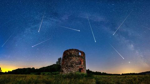 hullacsillag, csillaghullás, látványosság, csillagászat, lyridák, lyridák-meteorraj