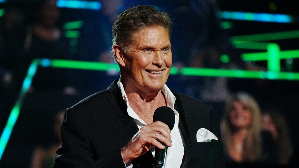 Manapság alig látni, most mégis friss fotók kerültek elő a 73 éves David Hasshelhoffról