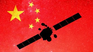 kínai űr műhold kínai zászló háttérrel