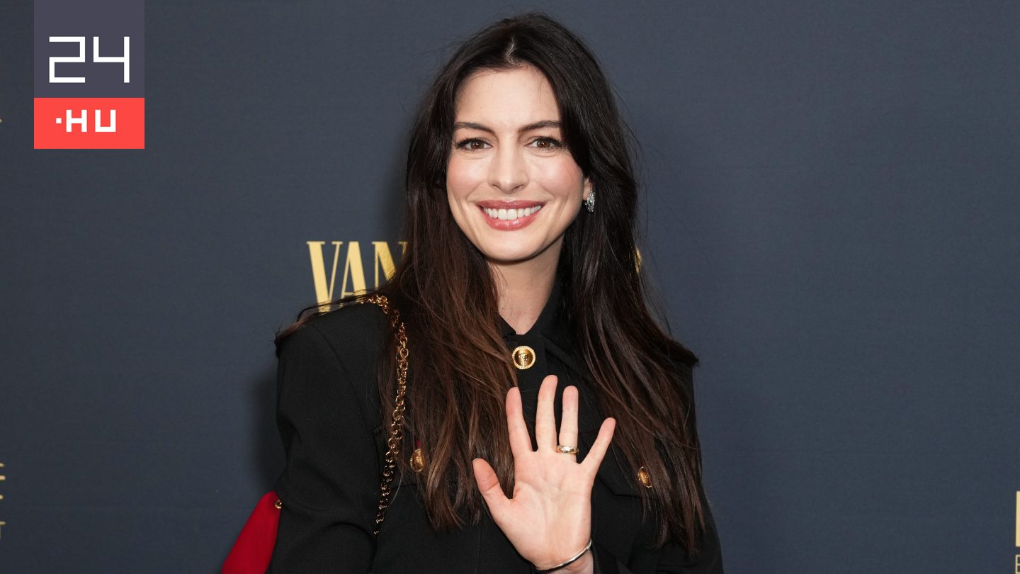 Anne Hathaway a világ legszebb embere a People magazin szerint