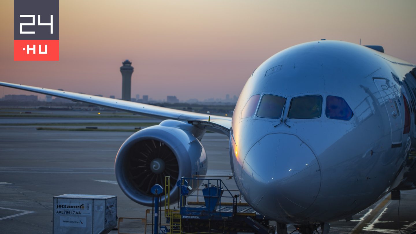 Még sosem volt ilyen: bontóba került egy szinte új Boeing repülőgép