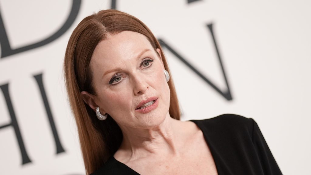 Julianne Moore fontos díjat vesz át az idei Cannes-i Filmfesztiválon