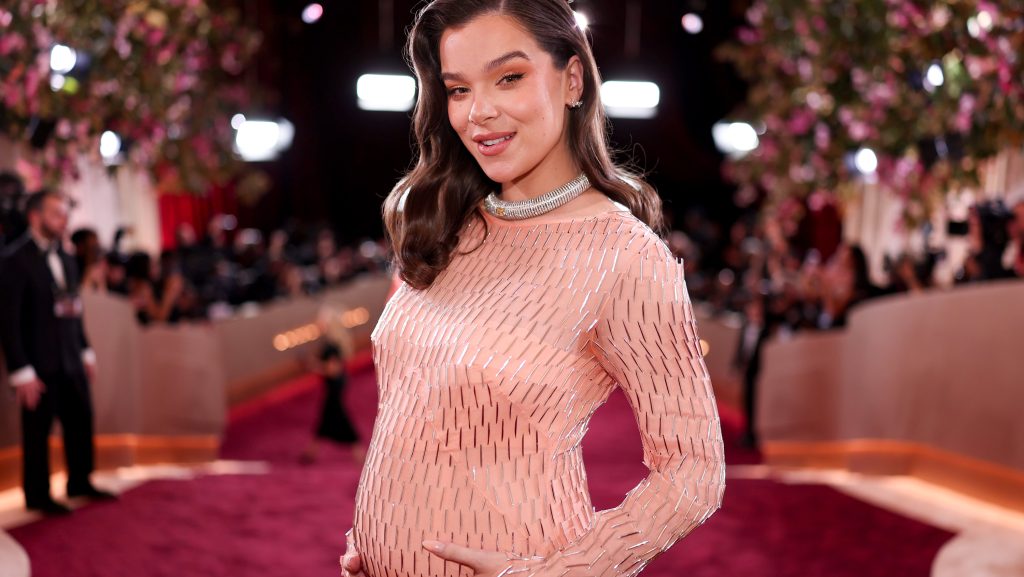 Megszületett Hailee Steinfeld első gyereke