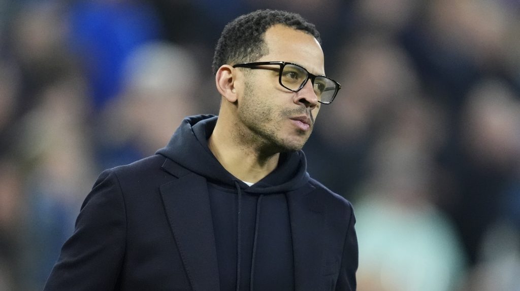 A történelmi mélységbe zuhanó Chelsea kirúgta az edzőjét