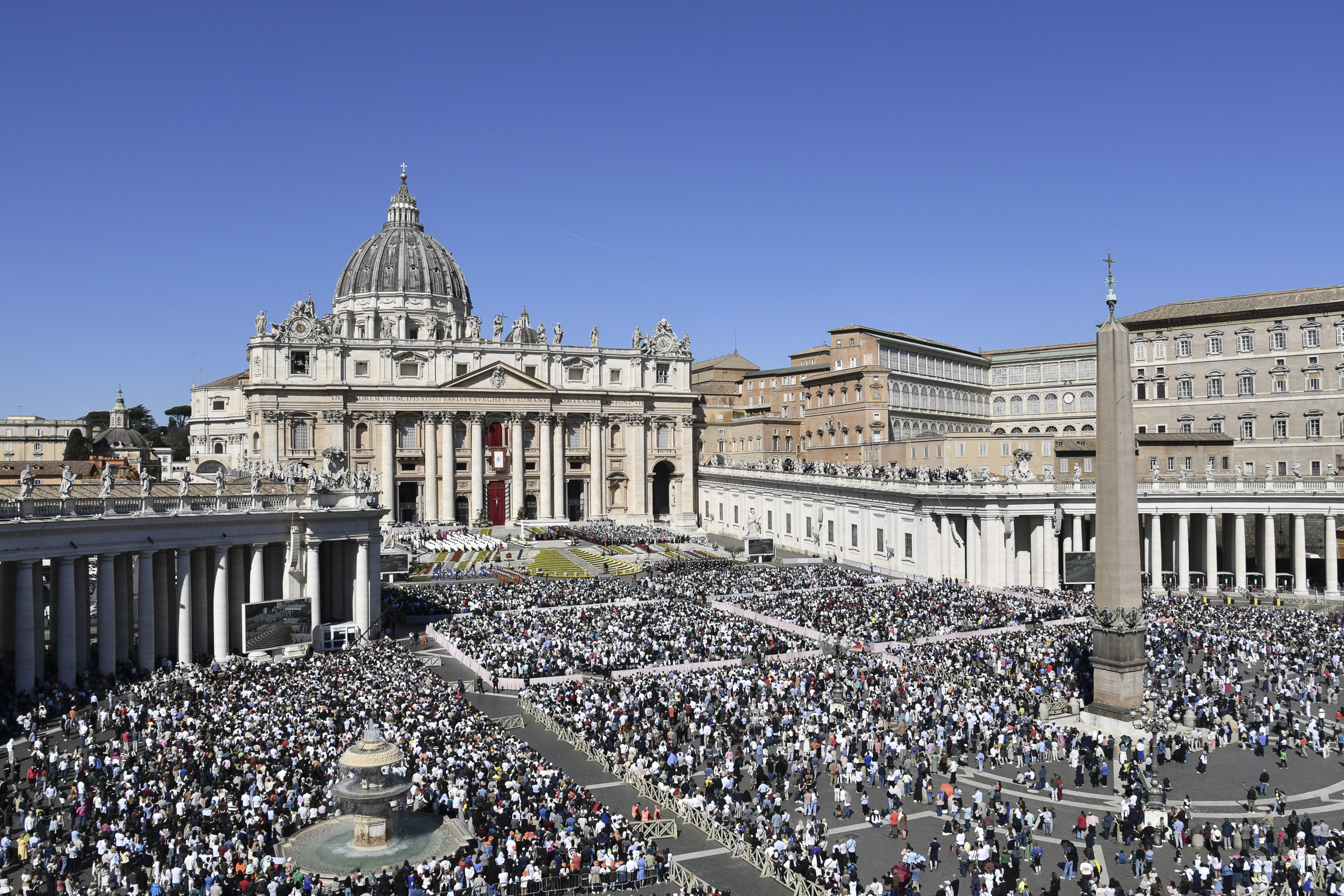 Húsvétvasárnapi beszédében is békére és összefogásra szólított fel XIV. Leó pápa 1