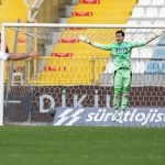 Andreas Gianniotis ünnepli a Kayserispornak lőtt gólját.