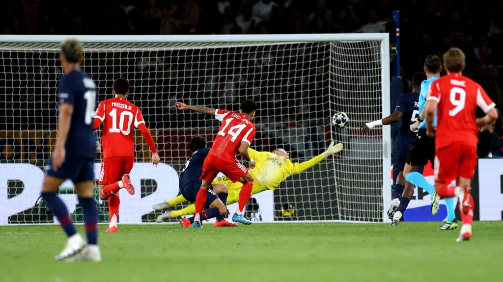 Őrült meccsen került lépéselőnybe a PSG