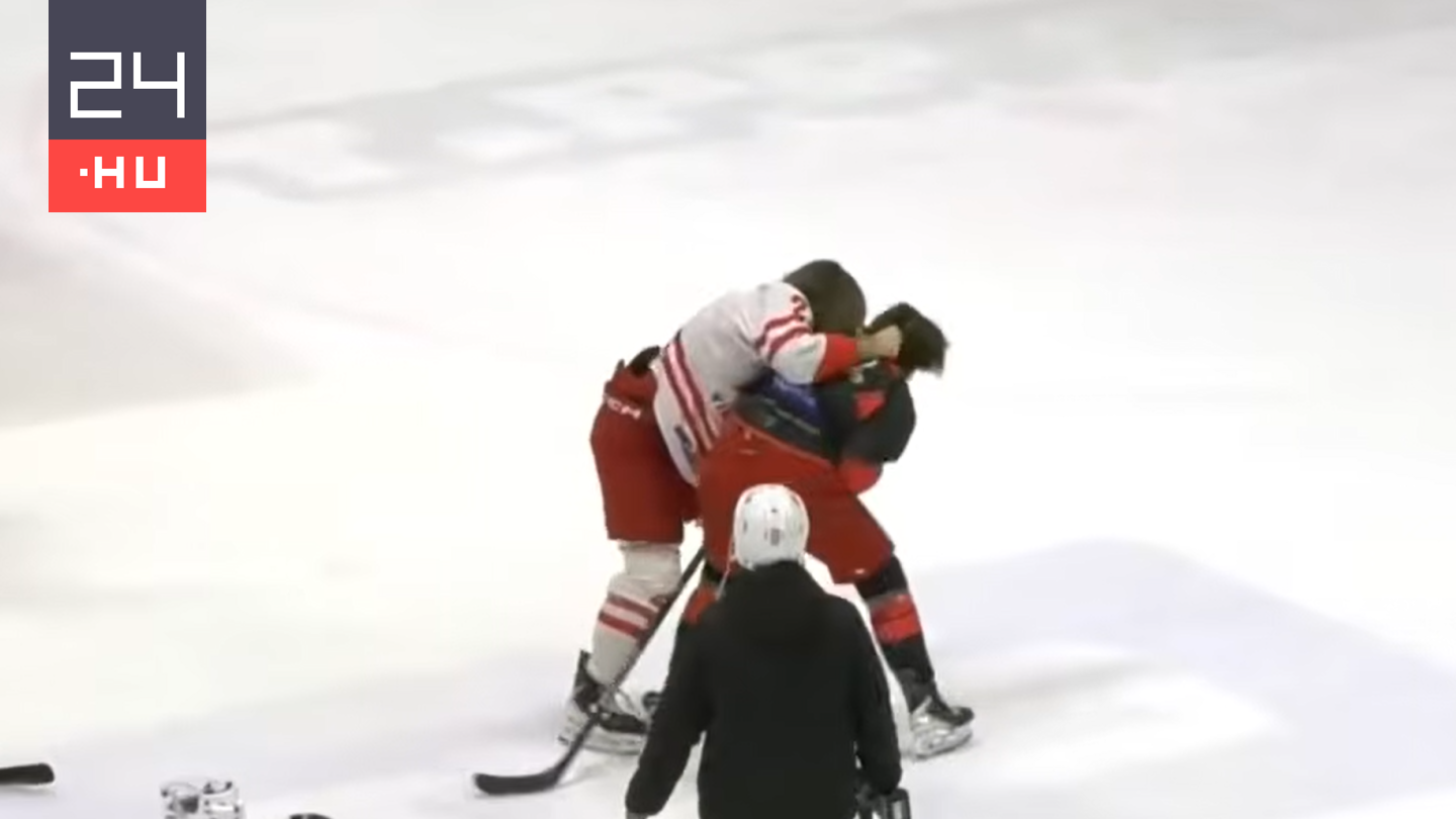 Hokiabszurd: a bemelegítéskor verekedett össze két hokis Miskolcon, eltiltották őket