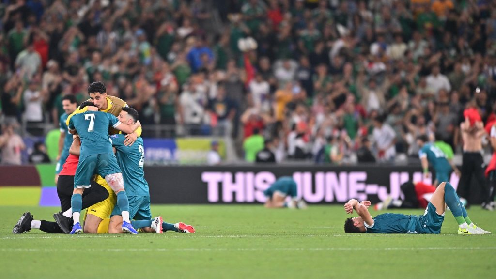 40 év után tér vissza egy válogatott a vb-re – teljes a 48 csapatos mezőny