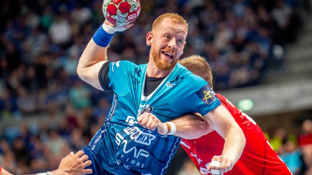 Jim Gottfridsson, az OTP Bank-Pick Szeged játékosa a férfi kézilabda NB I OTP Bank-Pick Szeged - One Veszprém HC mérkőzésén a szegedi Pick Arénában 2025. november 8-án. A címvédő Veszprém 32-31-re nyert.