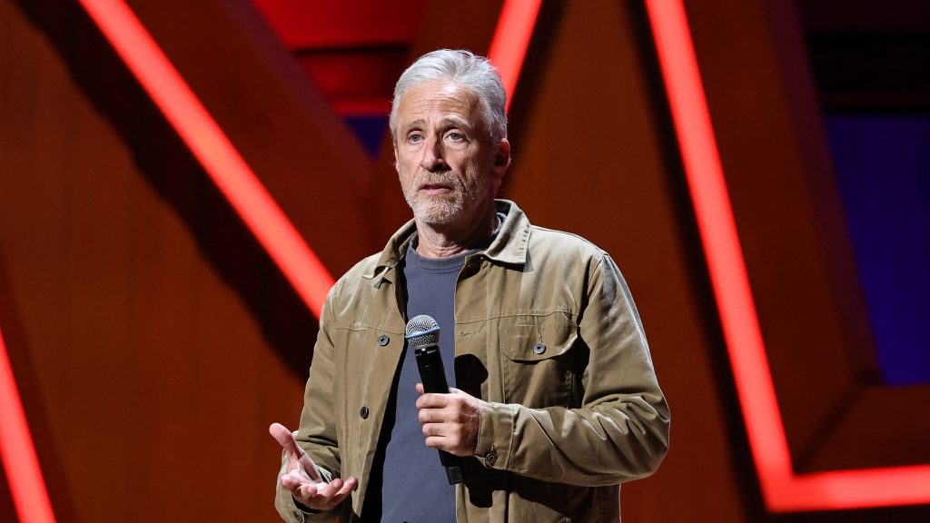 Jon Stewart az amerikai polgároknak: Merítsetek vigaszt és erőt a magyarok öröméből