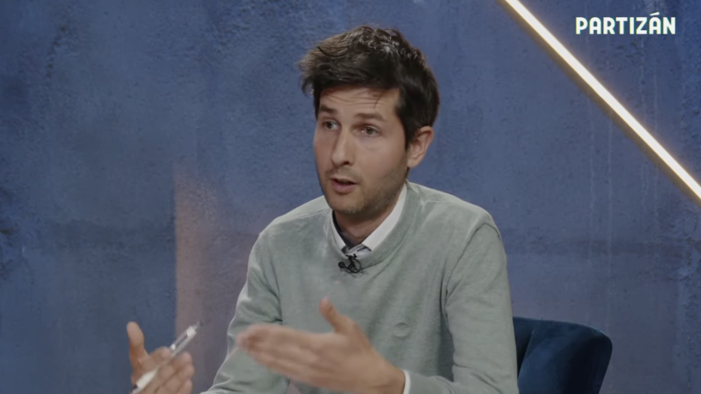 A GVH esküszegéssel vádolja vezető közgazdászát