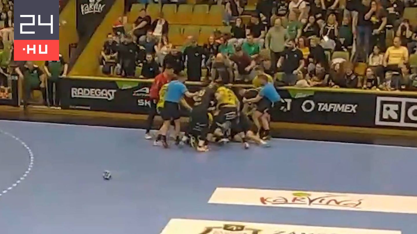 Szurkolói pofon is elcsattant a hatalmas kézilabdabunyóban