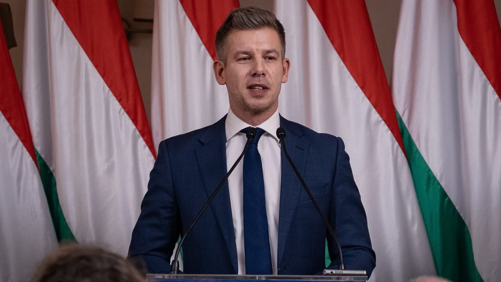 Magyar Péter: Kelemen Hunorral és Robert Ficóval is egyeztetek ma, a legfőbb ügyésznek pedig mennie kell