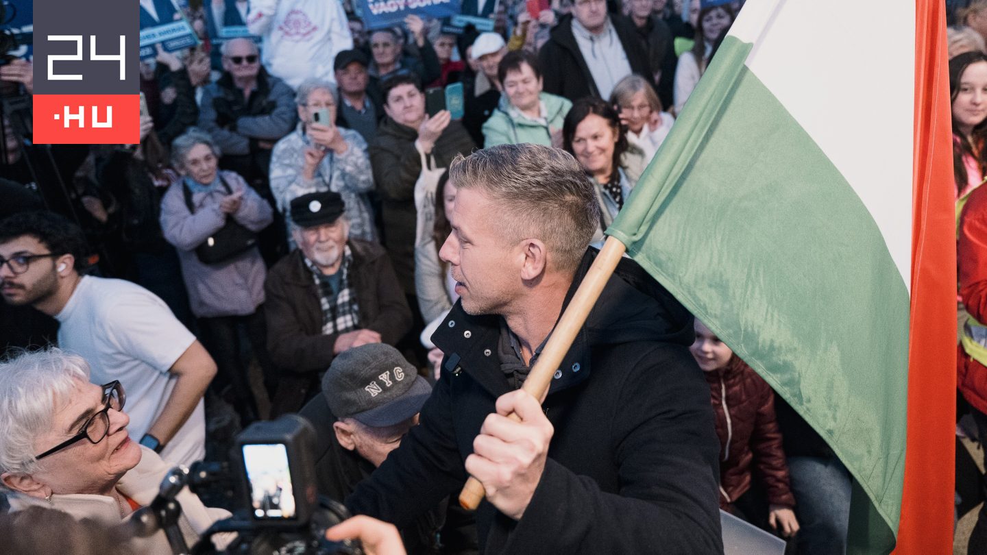 Magyar Péter: 12 éves gyerekkel hordatja ki a fideszes propagandát a polgármester Tatárszentgyörgyön