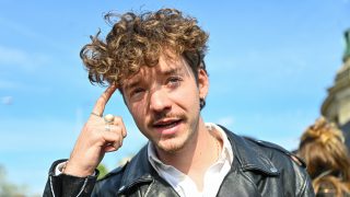 Mehringer Marci a Rendszerbontó Nagykoncerten a budapesti Hősök terén, 2026. április 10-én.