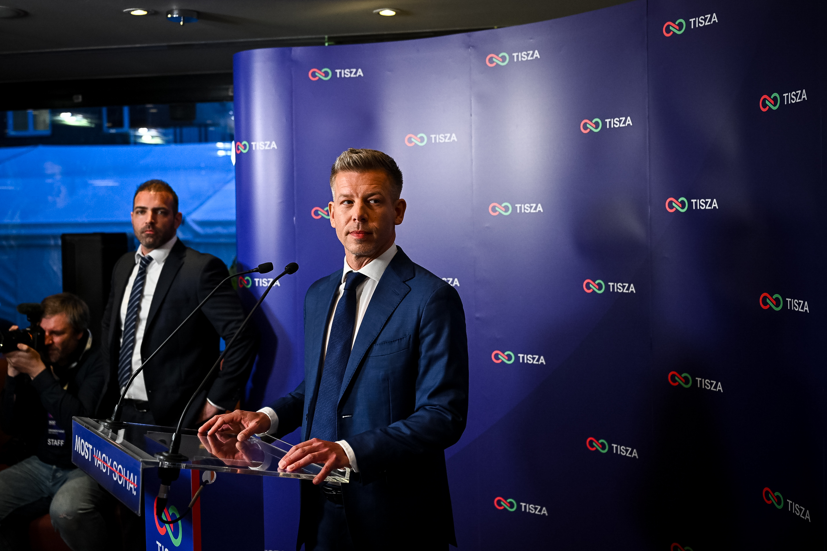 Magyar az eredmények érkezése előtt még nem válaszolt kérdésekre 1