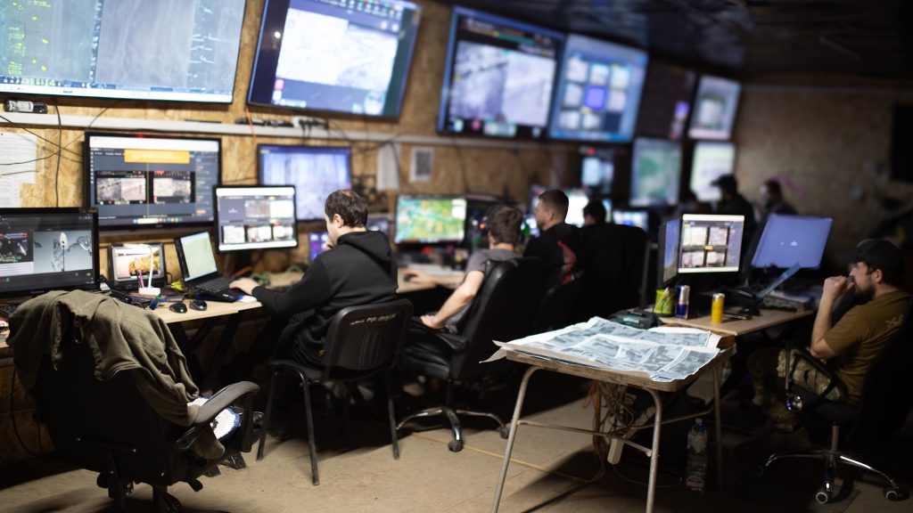 „Az enyhén nárcisztikus és paranoid parancsnokaink teljesítenek a legjobban” – élő közvetítésben figyeltük a kupjanszki csatát