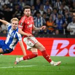 FC Porto's Danish midfielder #08 Victor Froholdt (L) shoots past Nottingham Forest's Welsh defender #03 Neco Williams and Nottingham Forest's German goalkeeper #27 Stefan Ortega but fails to score during the UEFA Europa League quarter final first leg football match between FC Porto and Nottingham forest at Dragao Stadium in Porto, on April 9, 2026.