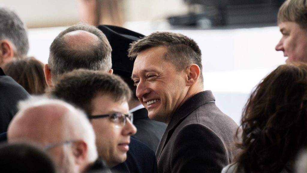 Átlátszó: zsarolt hackerekkel, volt AH-sokkal dolgozó, Rogánhoz köthető magán-titkosszolgálat kémkedhetett a Tiszánál