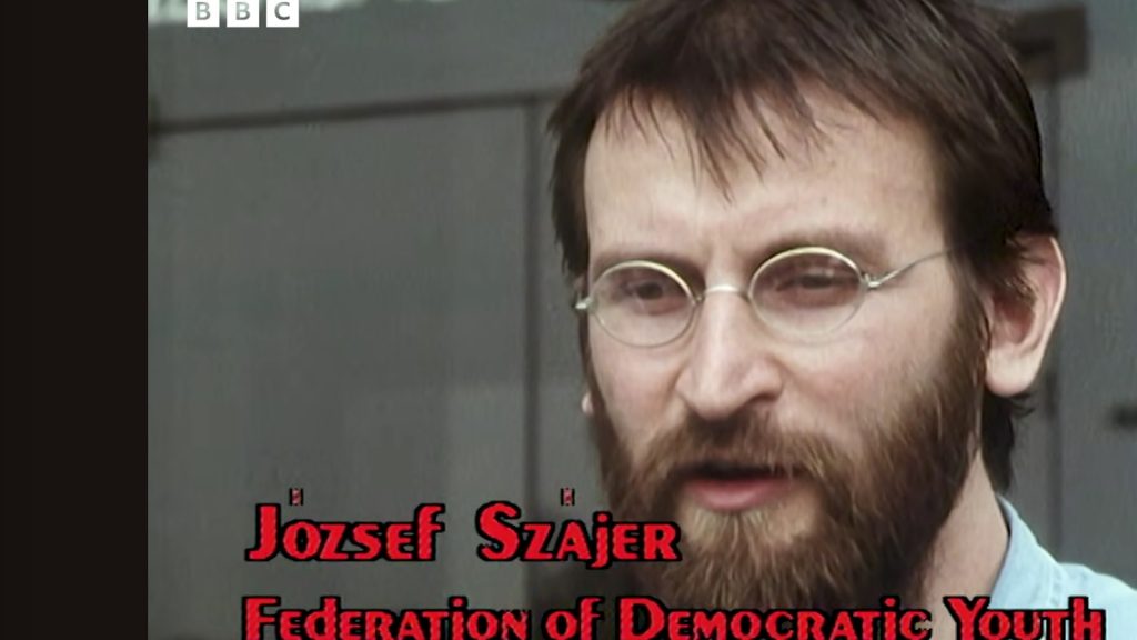 Előkerült egy videó az ifjú Szájerről, a Fidesz megalakulásáról beszél