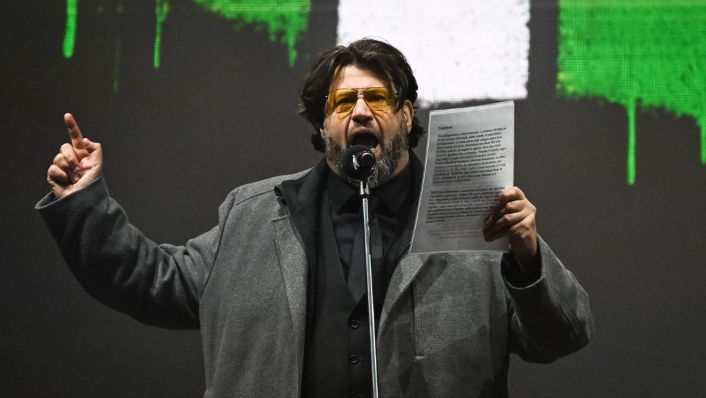 Puzsér Róbert: Orbán Viktor lemondása sem segíthet már a Fideszen