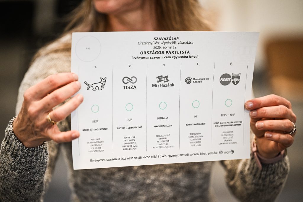 Elképesztően magas a részvétel, Magyar és Orbán már szavazott – élőben a választásról 1