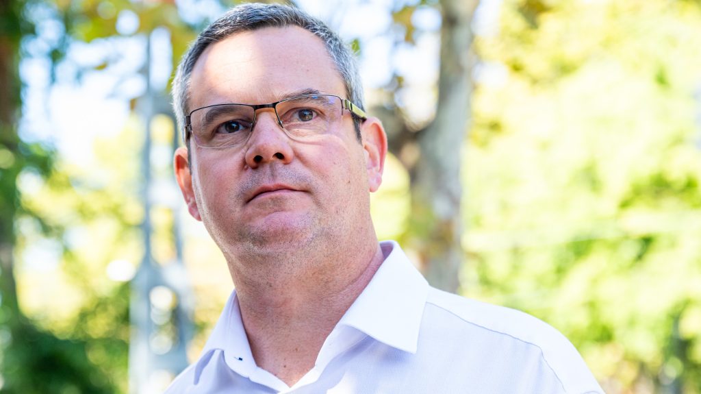 „Óva intenék mindenkit attól, hogy önmarcangolásba kezdjen” – Takács Péter megmagyarázta, miért veszített a Fidesz