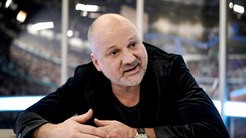 „A Fideszt mindig is két dolog zavarta: a valóság és az önállóan gondolkodó ember” – Thuróczy Szabolcs a kormányváltásról