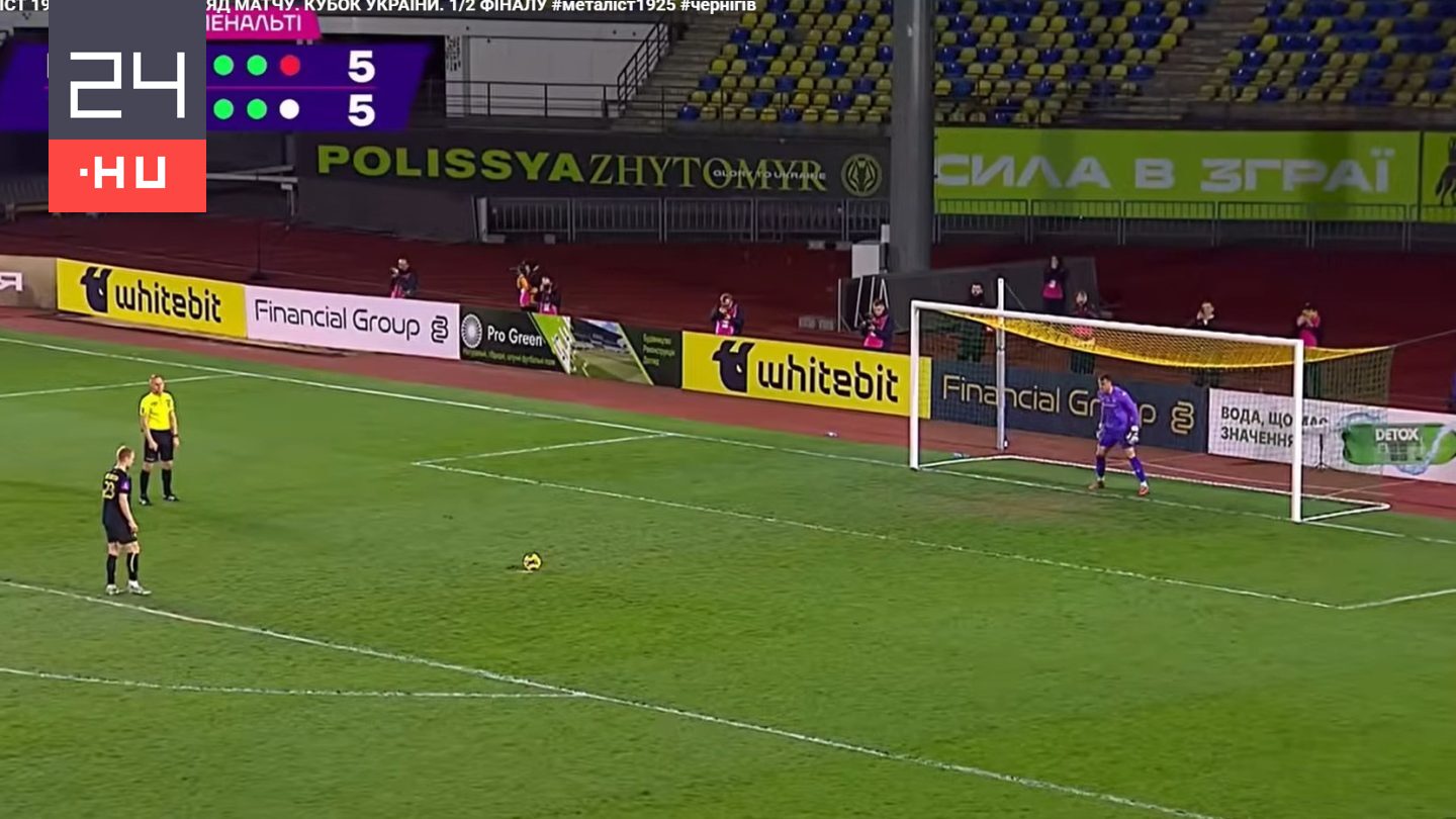 Ez aztán a csoda: a 4. perctől emberhátrányban játszva, kapura lövés nélkül jutott kupadöntőbe a kiscsapat