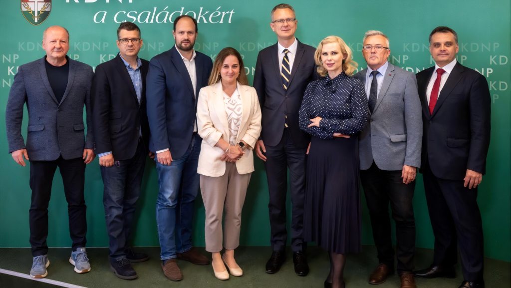 Megalakult a KDNP parlamenti frakciója, itt a hivatalos névsor