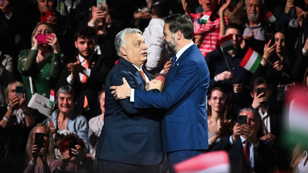 Változott a terv, JD Vance sietve elhagyta Budapestet