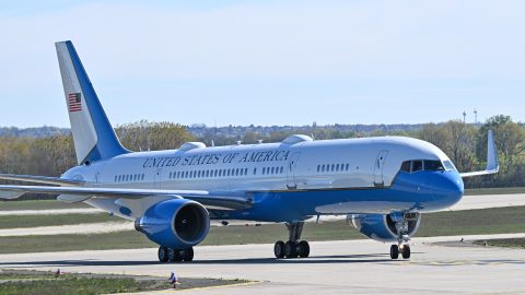 JD Vance gépe Budapesten