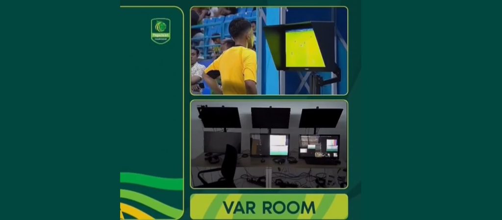 Kínos baki: eltűntek a videobírók a közvetítés alatt egy VAR-vizsgálat közben