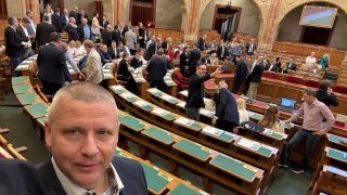 Ruszin-Szendi Romulusz a parlamentben