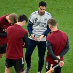 Arsenal's Spanish manager Mikel Arteta (C) speaks with players during a MD-1 training session at the Puskas Arena in Budapest on May 29, 2026, on the eve of the UEFA Champions League final football match between Paris Saint-Germain (PSG) and Arsenal FC. Paris Saint-Germain (PSG) face Arsenal in the UEFA Champions League final football match on May 30, 2026 in Budapest.