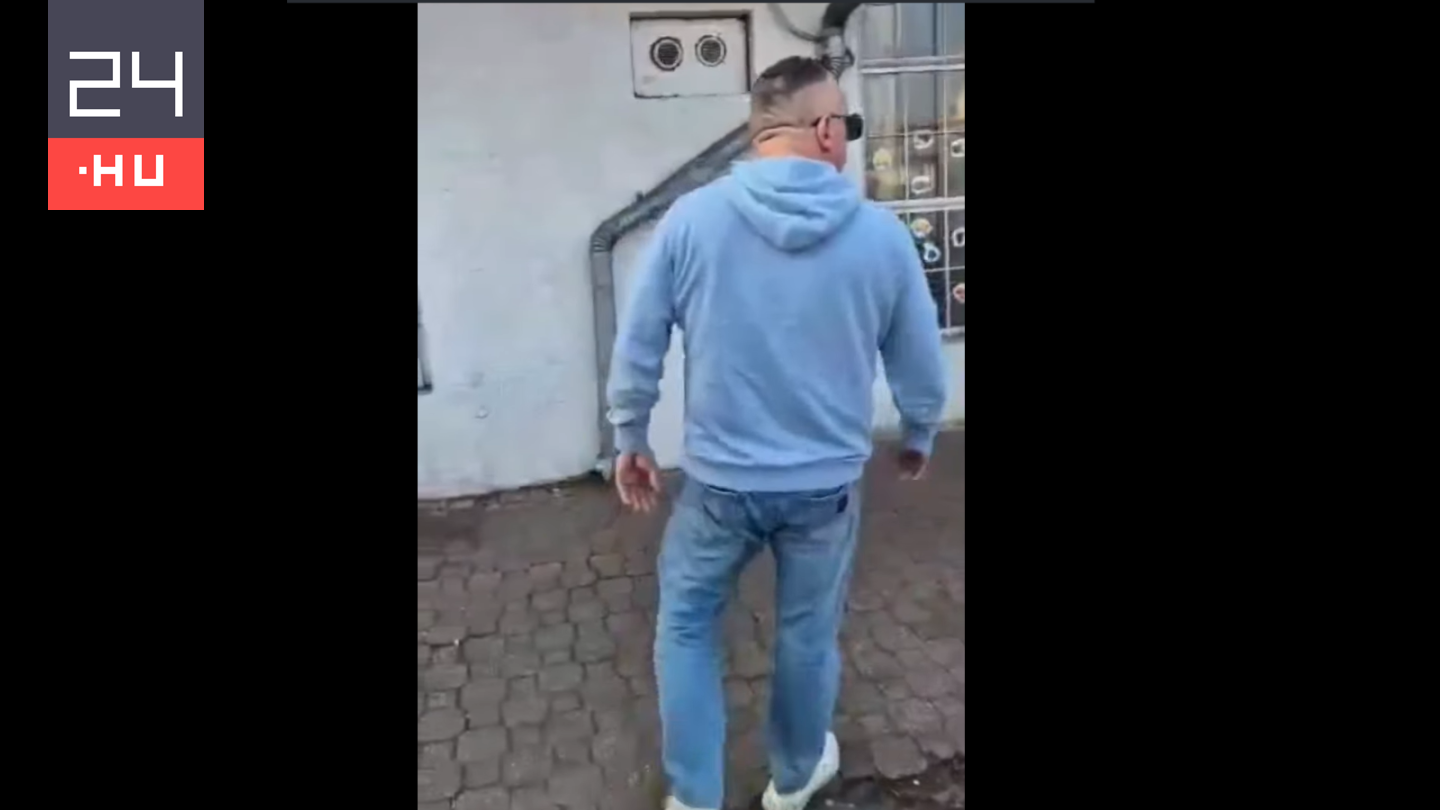 Vádat emeltek a vállalkozó ellen, aki szétrúgta a standot.
