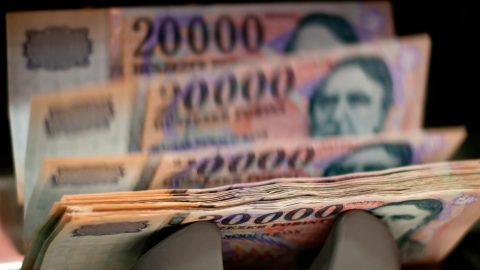 NAK-s milliárdok: gondja származhat annak is, aki adta, és annak is, aki kapta.