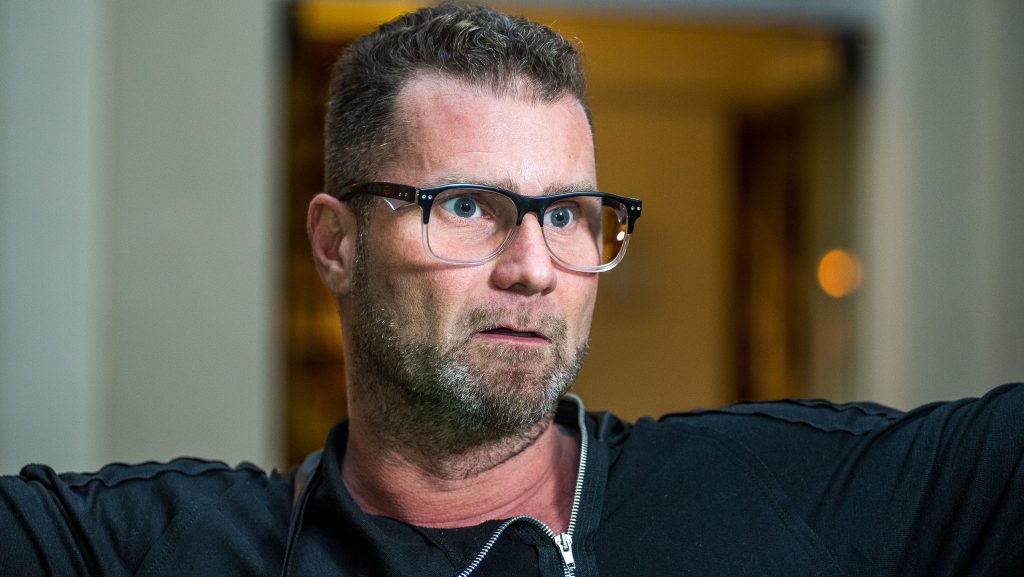 Reagált az ügyészség Herczeg Zoltán állítására, miszerint a divattervezőnek 22 millió forintja tűnt el, amikor házkutatást tartottak nála