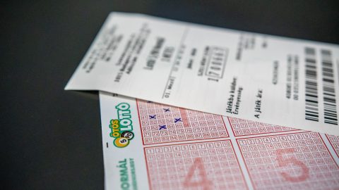 Lottózó illusztráció a Kapás utcai 407-es lottózóban 2020. február 20-án., Image: 499908205, Fotó: Marjai János