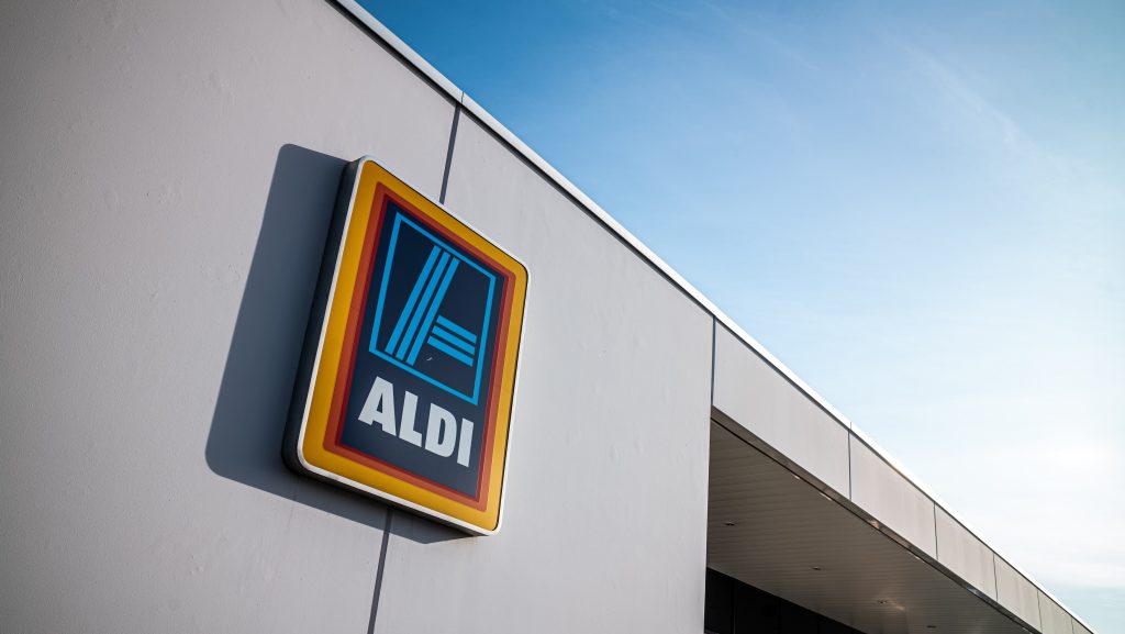 Döntött az Aldi: megváltozik a magyar boltok többsége