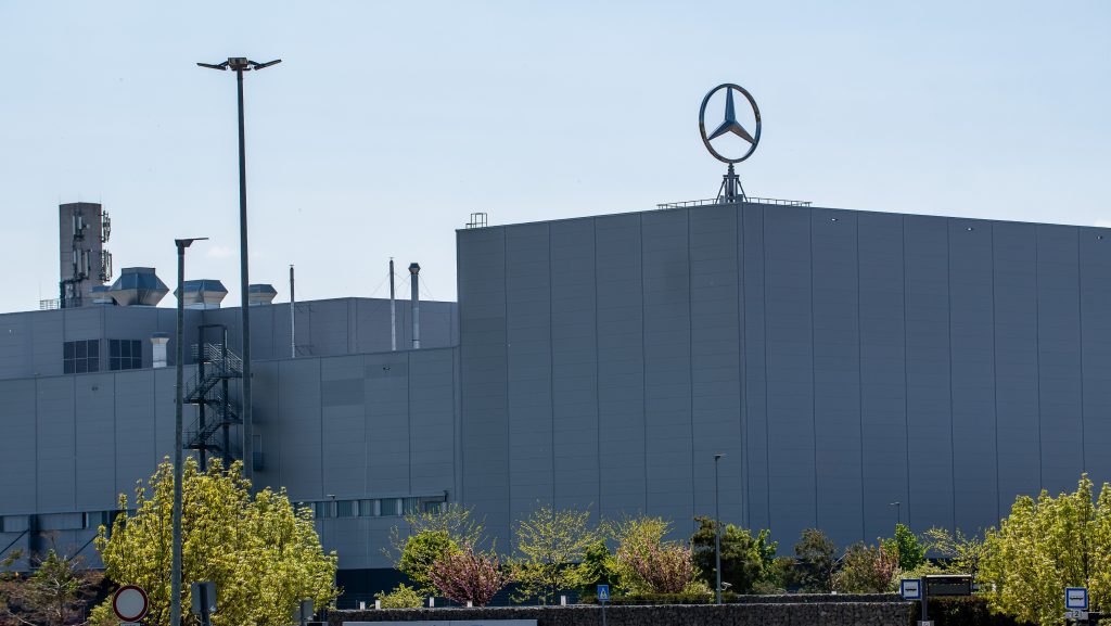 Nagyot csökkent a kecskeméti Mercedes bevétele, mégis nőtt a profitja