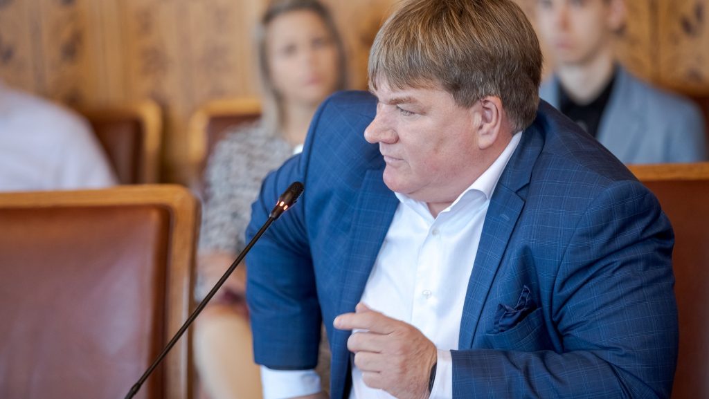 Lemondott a fideszes főhorgász