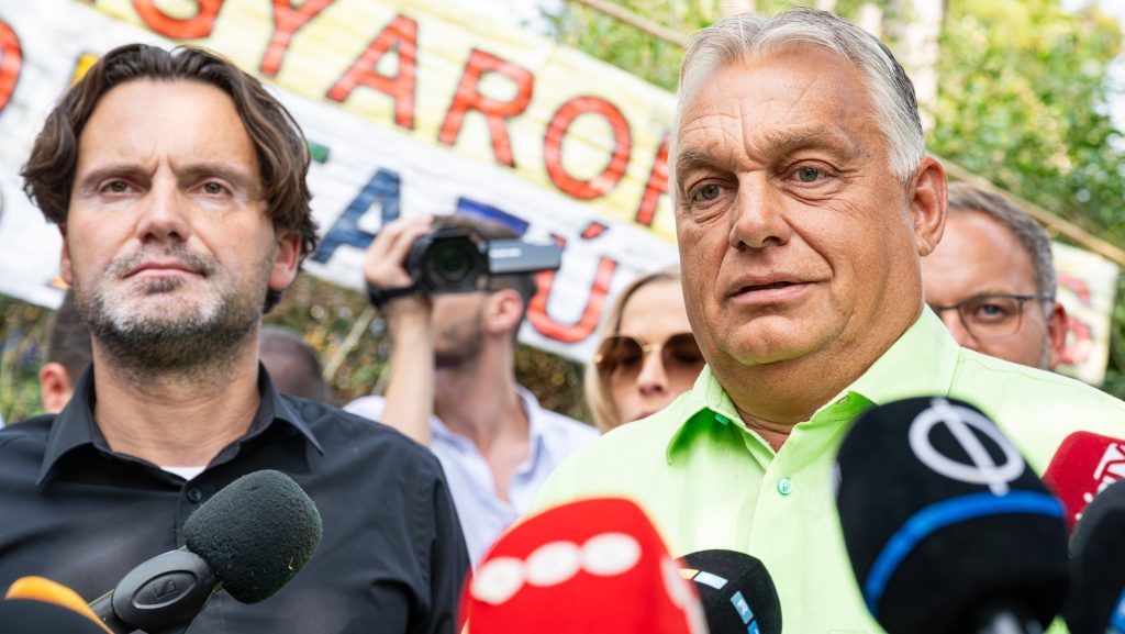 Havasi Bertalan: A Fidesznek most harcolnia kellene, még a miniszteri végkielégítésekért is