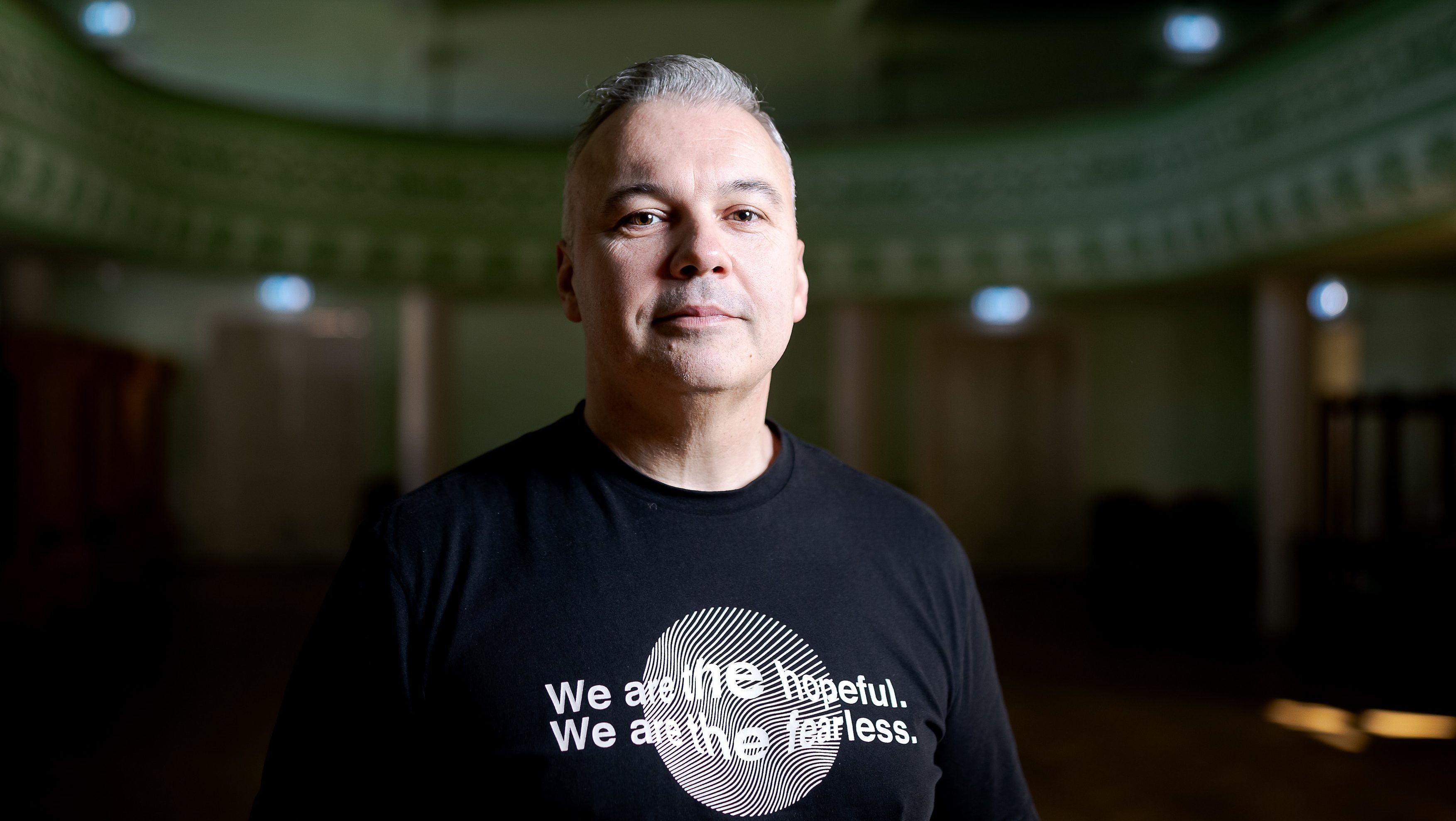 Dombóvári István humoristával készült interjú Jászkarajenőn 2025. február 11-én.