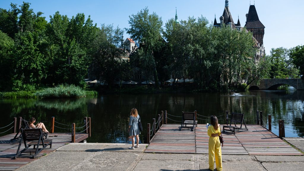 Hőség Budapesten 2025. június 13-án., Image: 1010900098, Fotó: Varga Jennifer / 24.hu