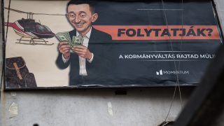 Több szálon nyomoznak Rogán utolsó osztogatása nyomán.