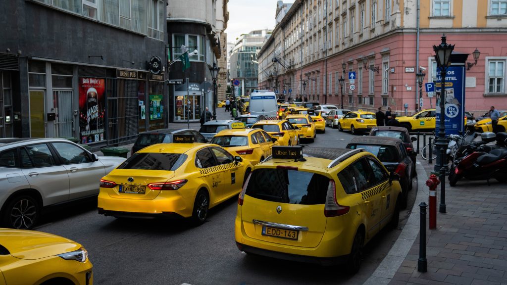 Kiss Ambrus: Félreértették a taxisok a javaslatot, ami miatt Budapest blokádját helyezték kilátásba