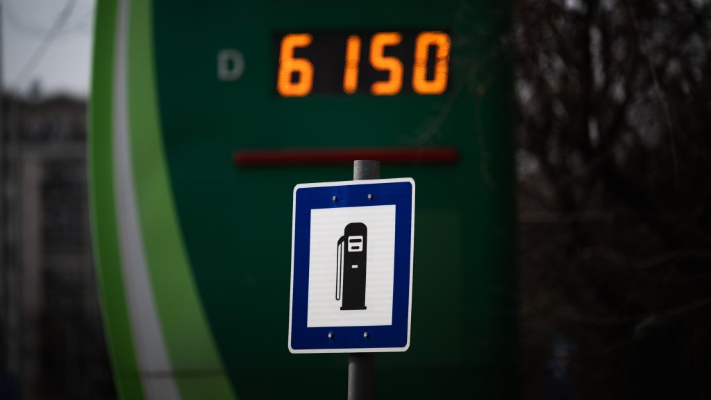 Üzemanyag: fogy a stratégiai tartalék, egyes benzinkutak már nem is kapnak belőle